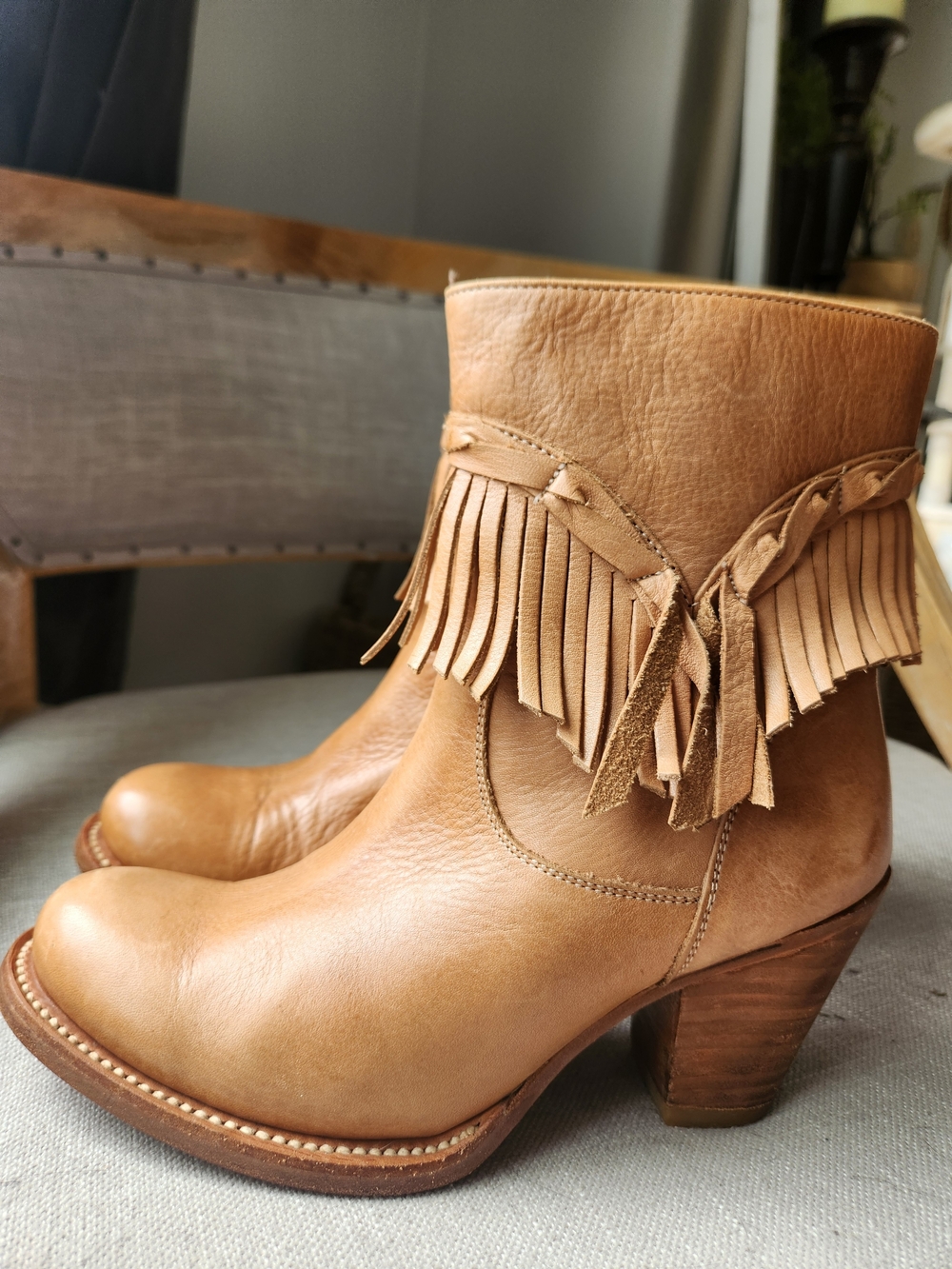 Matisse Tan Leather Fringe Ankle Boots 7.5 Boho Western Cowgirl Southwest